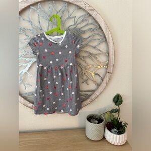 OLD NAVY Girl’s dress. Kid’s cotton dress. Size 4T. Polka dot & stripes.